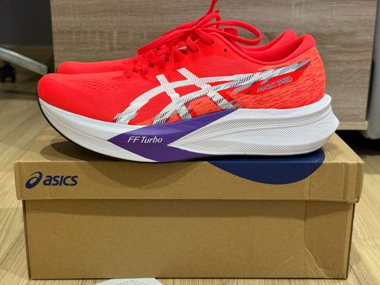 ผู้ชาย แดง รองเท้าวิ่ง asics Magic Speed 4
