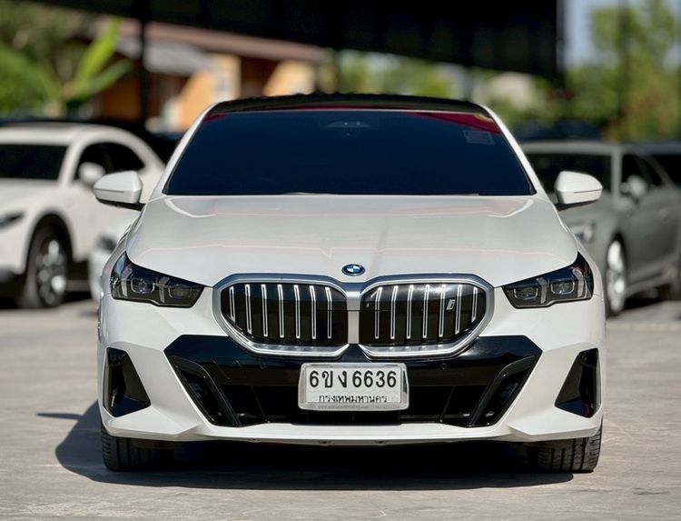 BMW I5 2023 eDrive40 M Sport Sedan ไฟฟ้า ไม่ติดแก๊ส เกียร์อัตโนมัติ ขาว รูปที่ 2