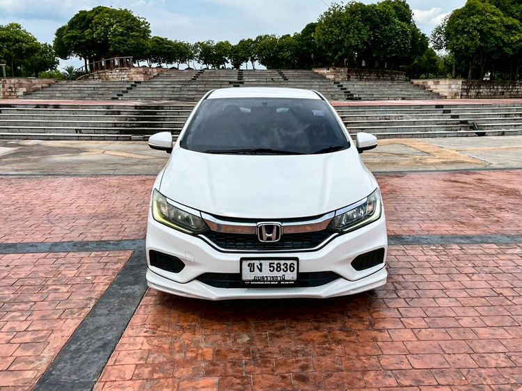 Honda City 2017 1.5 V Sedan เบนซิน ไม่ติดแก๊ส เกียร์อัตโนมัติ ขาว รูปที่ 2