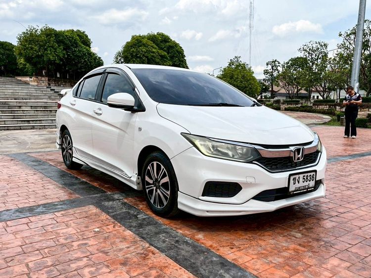 Honda City 2017 1.5 V Sedan เบนซิน ไม่ติดแก๊ส เกียร์อัตโนมัติ ขาว รูปที่ 3