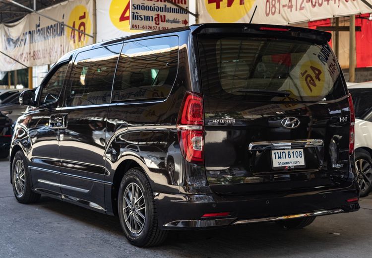 Hyundai H-1  2020 2.5 Deluxe Van ดีเซล ไม่ติดแก๊ส เกียร์อัตโนมัติ น้ำตาล รูปที่ 3