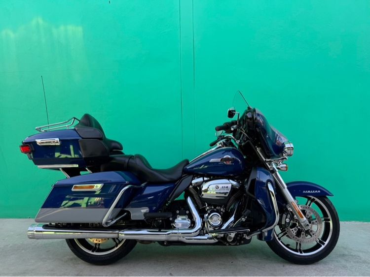  ULTRA LIMITED 2023 Two tone Color วิ่ง5,000โล  