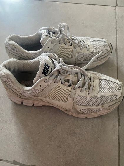 nike vomero 5 10us 44 28cm