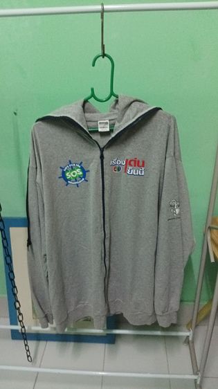 เสื้อฮู้ดซิปเรื่องเด่นเย็นนี้ รูปที่ 4