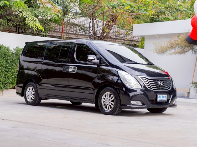 รถ Hyundai H-1  2.5 Deluxe สี ดำ
