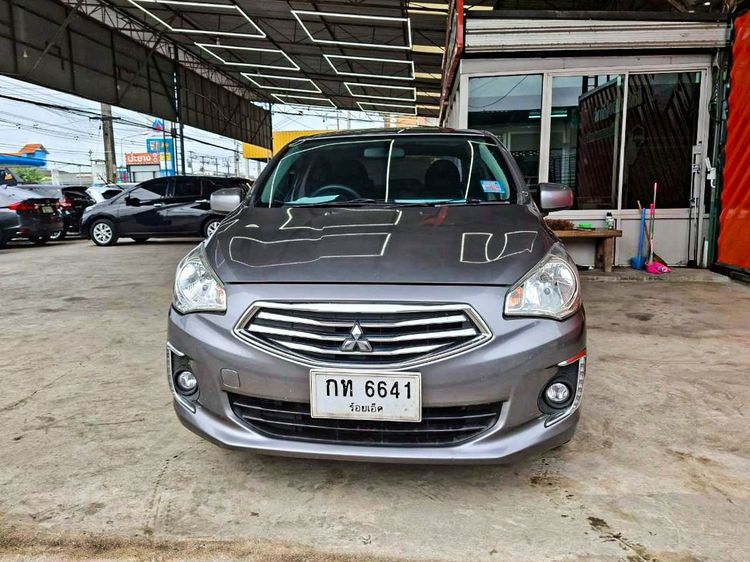 Mitsubishi Attrage 2017 1.2 GLX Sedan เบนซิน ไม่ติดแก๊ส เกียร์อัตโนมัติ เทา รูปที่ 2