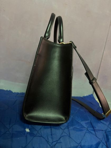 Lyn amaze s handbags. รูปที่ 3