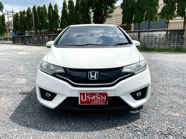 Honda Jazz 2015 1.5 V Plus i-VTEC Sedan เบนซิน ไม่ติดแก๊ส เกียร์อัตโนมัติ ขาว รูปที่ 2