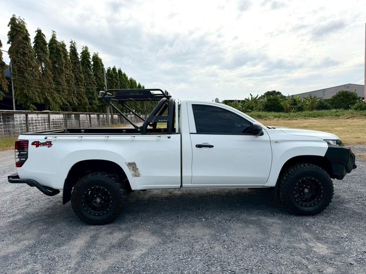 Mitsubishi Triton 2020 2.4 GL 4WD Pickup ดีเซล ไม่ติดแก๊ส เกียร์อัตโนมัติ ขาว รูปที่ 4