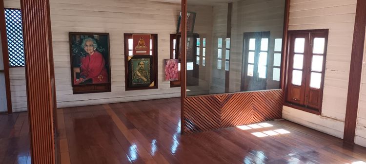 บ้านไม้เก่า รูปที่ 2