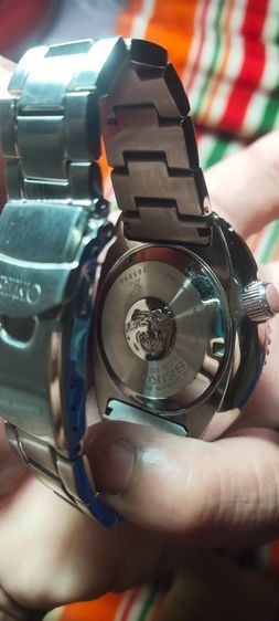 นาฬิกา Seiko prospexแดงดำ(ไม่มีใบคู่มือ)