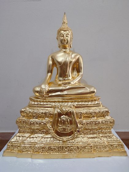 พระบูชา พระพุทธชินสีห์ เนื้อสัมฤทธิ์ ปิดทองคำเปลวแท้ กาญจนาภิเษก วัดบวรนิเวศวิหาร ปี2539 รูปที่ 2