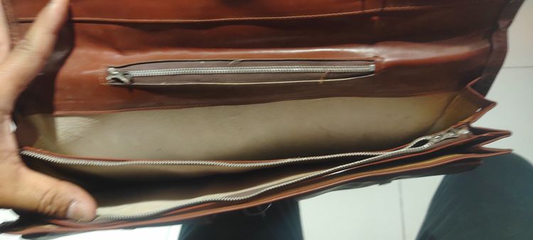 กระเป๋าเอกสารเก่า รูปที่ 5