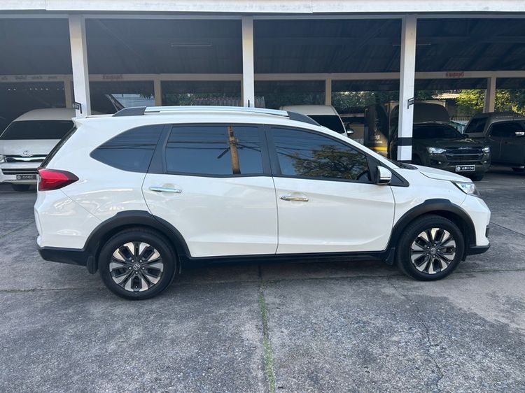 Honda BR-V 2019 1.5 SV Utility-car เบนซิน เกียร์อัตโนมัติ ขาว รูปที่ 2