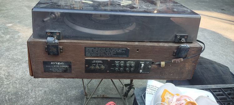 เครื่องเล่นแผ่นเสียง มีวิทยุ รูปที่ 3