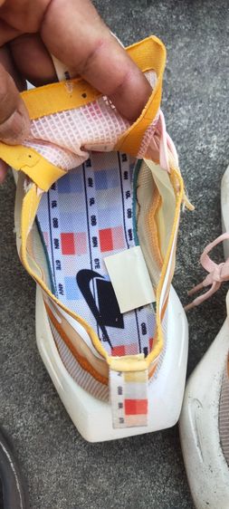 รองเท้าวิ่ง size 38