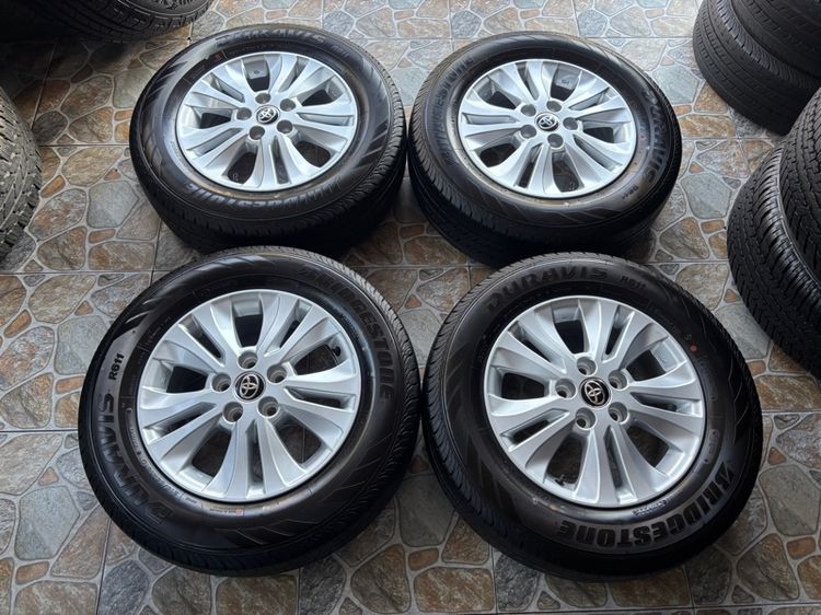 ล้อ Toyota revo z Bridgestone Duravis R611 215-65-16 y4325 (ป้ายแดง) วิ่ง200 km.