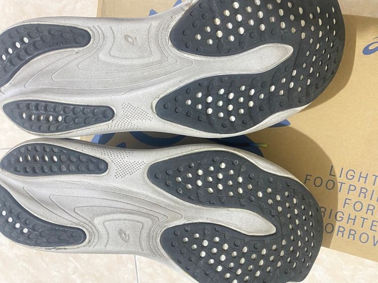 รองเท้าวิ่ง Asics gel nimbus 25 รูปที่ 6