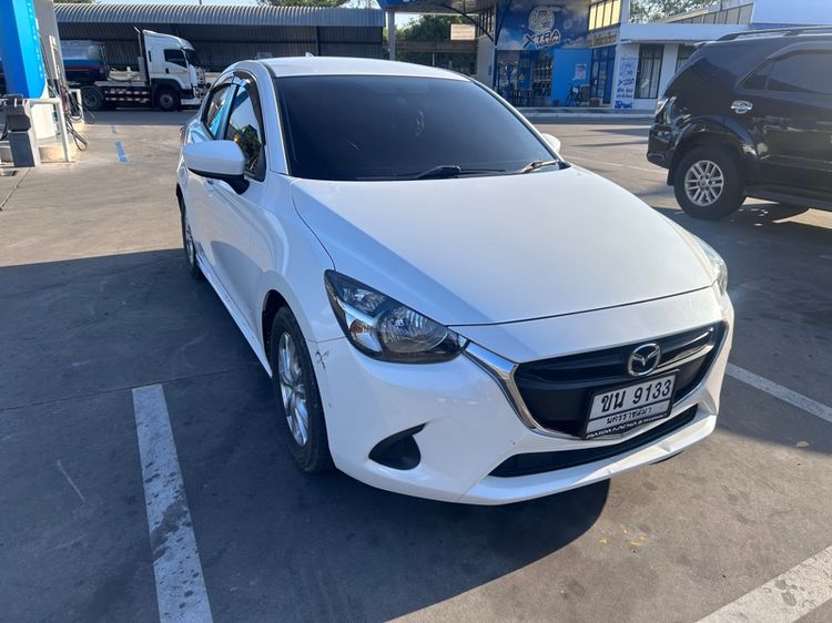 Mazda Mazda 2 2016 1.3 Skyactiv-G Sedan เบนซิน ไม่ติดแก๊ส เกียร์อัตโนมัติ ดำ รูปที่ 2