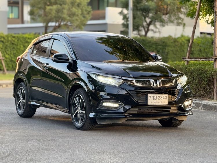 Honda HR-V 2018 1.8 RS Sedan เบนซิน ไม่ติดแก๊ส เกียร์อัตโนมัติ ดำ รูปที่ 2