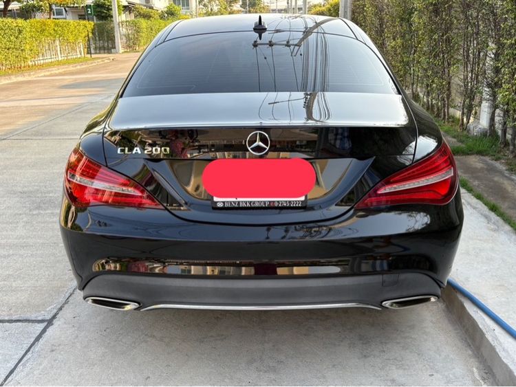 Mercedes-Benz CLA-Class 2019 CLA200 Sedan เบนซิน เกียร์อัตโนมัติ ดำ รูปที่ 2
