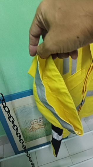 เสื้อช่างแขนสั้นสีเหลือง
ผ้าคอมทวิวพร้อมแถบสะท้อนแสง  รูปที่ 6