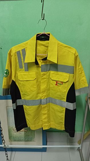 เสื้อช่างแขนสั้นสีเหลือง
ผ้าคอมทวิวพร้อมแถบสะท้อนแสง  รูปที่ 2