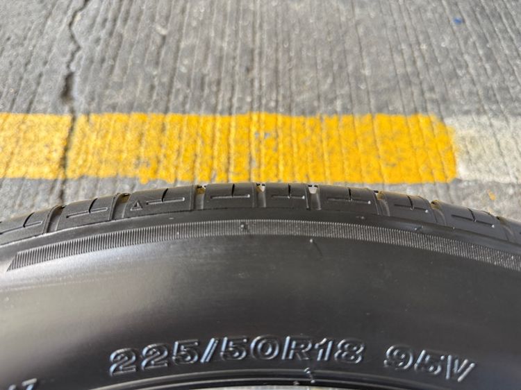 Toyota Corolla Cross GR Sport 18 นิ้ว Top 🛞 รูปที่ 7