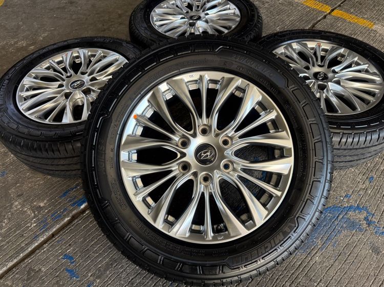 17" Hyundai H-1. Vip 17 นิ้ว Top (สี Hyper)💢