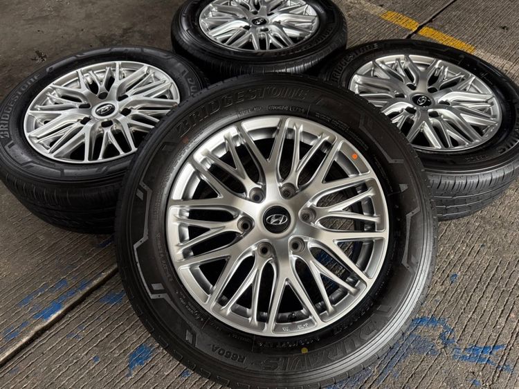 17" Hyundai H-1. Vip 17 นิ้ว Top (สี Hyper)💢