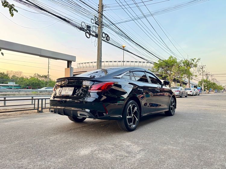 MG MG5 2024 1.5 X Sedan เบนซิน ไม่ติดแก๊ส เกียร์อัตโนมัติ ดำ รูปที่ 4