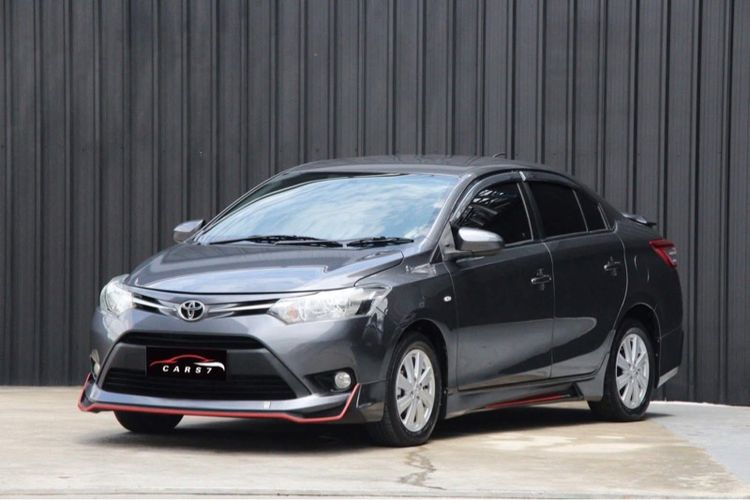 รถ Toyota Vios 1.5 E สี เทา