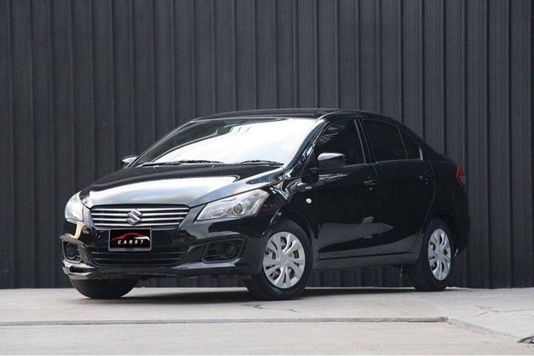 รถ Suzuki Ciaz 1.2 GL สี ดำ