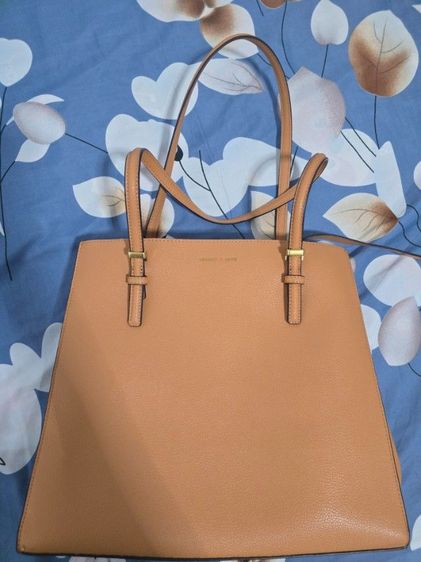 กระเป๋า​Charles  keith