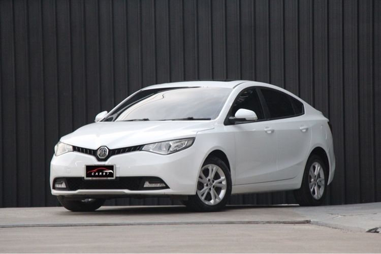 รถ MG MG5 1.5 X สี ขาว