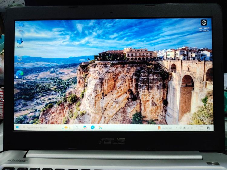 ASUS K401L สภาพดี พร้อมใช้