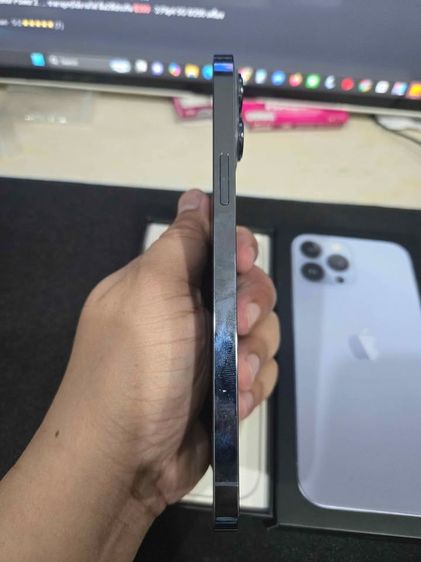 iPhone 13 Pro Max สีฟ้า (Sierra Blue)  รูปที่ 3