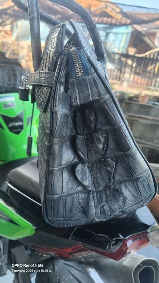 กระเป๋าหนังจระเข้ รูปที่ 6