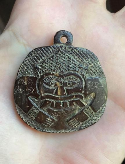 ราหูอมจันทร์หลวงพ่อน้อย