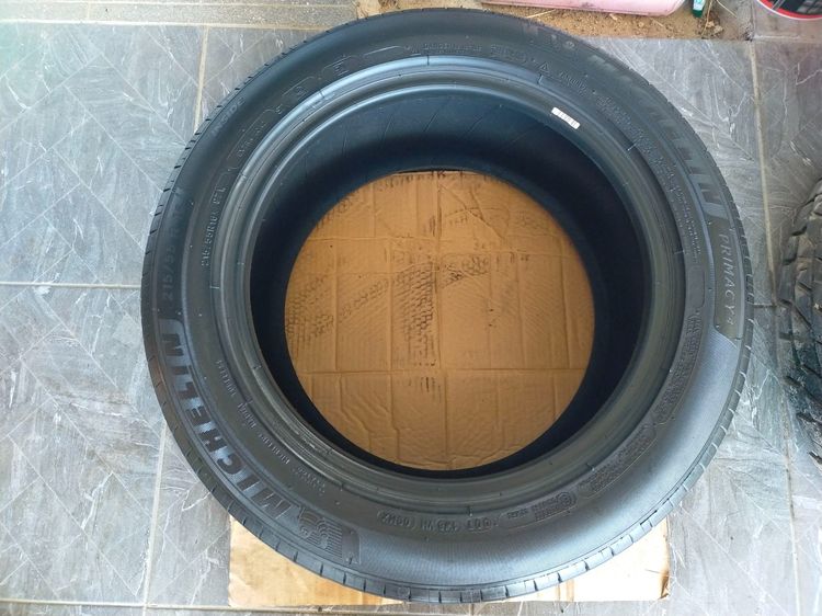 ยางมิชลิน 215 55 16 ปี25 ตุ่มข้างยางยังอยู่ 1เส้น900 รูปที่ 2