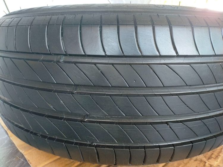 ยางมิชลิน 215 55 16 ปี25 ตุ่มข้างยางยังอยู่ 1เส้น900 รูปที่ 3