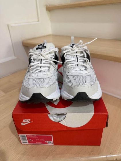 Nike Zoom Vomero 5 รูปที่ 2