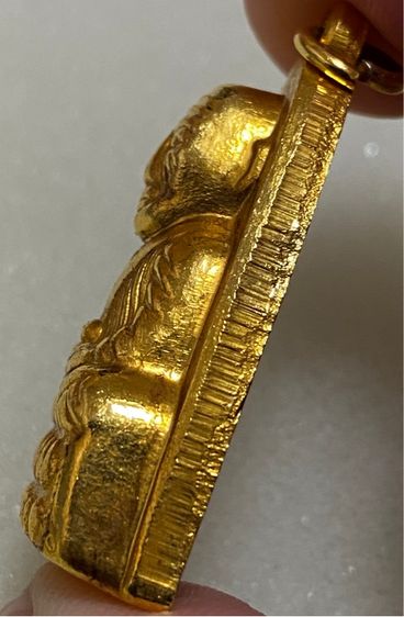 พระหลวงปู่ทวด ปี 2507 แจกปีนัง พิมพ์ใหญ่เนื้อกะไหล่ทอง รูปที่ 6