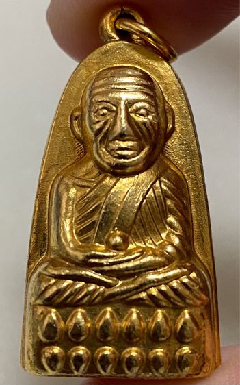 พระหลวงปู่ทวด ปี 2507 แจกปีนัง พิมพ์ใหญ่เนื้อกะไหล่ทอง
