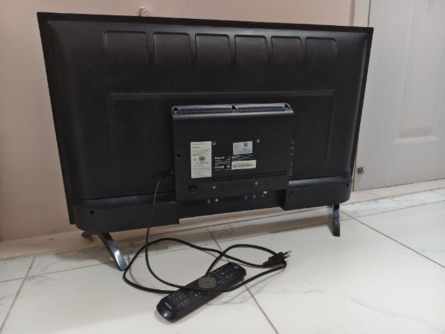 ขาย LED Smart TV Philips จอ32นิ้ว หน้ามืดเห็นภาพลางๆ เสียงปกติ พร้อมรีโมท รูปที่ 4