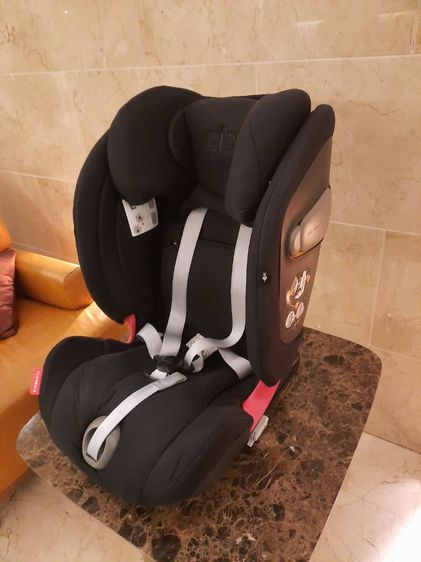 gb Gold Everna-Fix Child´S Car Seat for Cars with Isofix Goup 1(9-36 kg) From Approximately 9 Months Up to 12 Years, Velvet Black รูปที่ 4