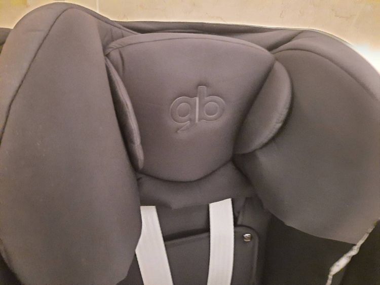 gb Gold Everna-Fix Child´S Car Seat for Cars with Isofix Goup 1(9-36 kg) From Approximately 9 Months Up to 12 Years, Velvet Black รูปที่ 11