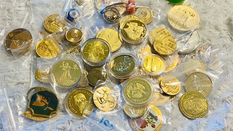 เหรียญ ธนบัตร ต่างประเทศ เหรียญสะสม 