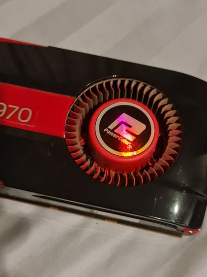 ซากการ์ดจอ Radeon HD7970 รูปที่ 2
