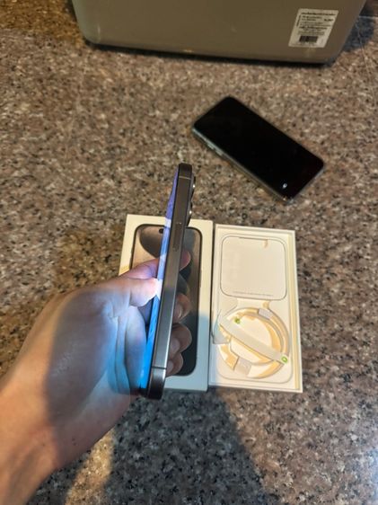 ขายถูกๆๆไอโฟน15Proสีใหม่Natural Titanuim256กิ๊กกล่องอีมี่ตรงใช้งานดีถูกมากกก รูปที่ 5